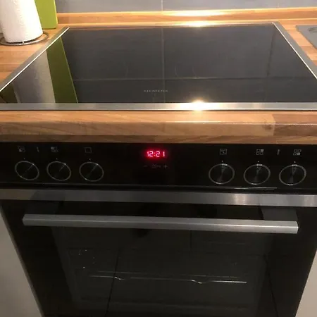 Schelsen Apartment *